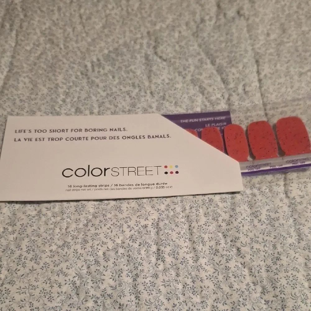 Color Street Strawberry Smoothie Nail Strips